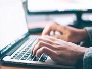 民泊の運営代行サービスなら、三立株式会社の運営するスイスイへ